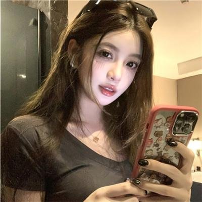 隔窗恋爱:看着你